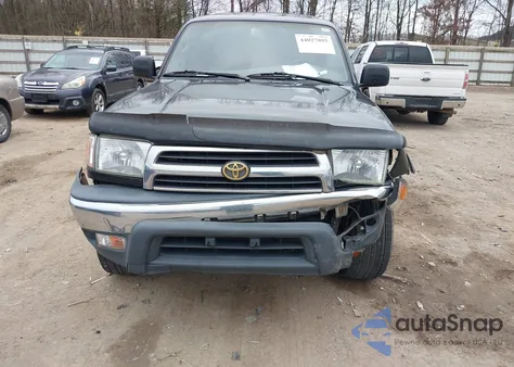1999 Toyota 4Runner Sr5 V6 z USA, uszkodzony, nr VIN JT3HN86R8X0241974